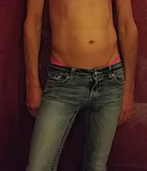 5-14-2016-sexy-new-bra-feaded-jeans-30-1-301x350  