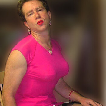 Sissy-Paul-Beaudoin-from-Toronto-in-his-pink-mini-dress-350x350  