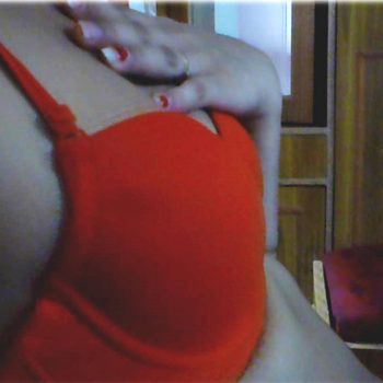 nude_indian_girl_webcam_08-350x350  