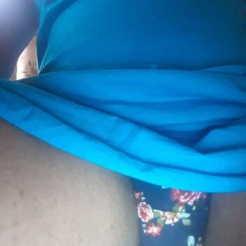 Upskirt-blue-floral-panty-fef169b645fffe2b708c988e8f1190ab-350x350  