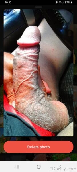 Screenshot_20220905-225705_Grindr-fdd82d92
