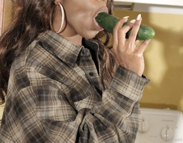 hny4-6a33cbca