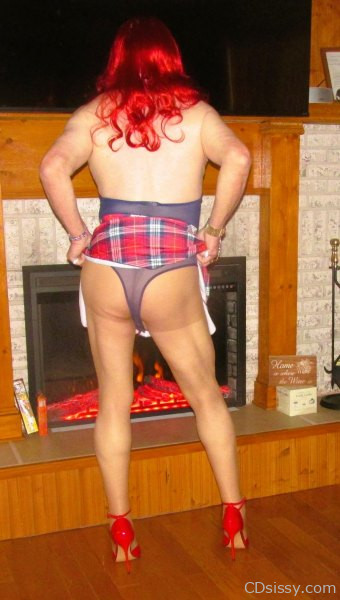 Slutty School Gurl