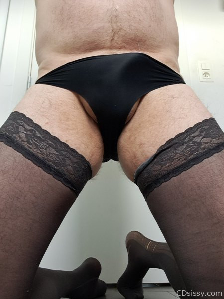 1000027384