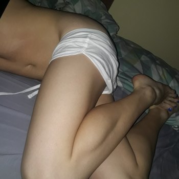 FemboyLTU cozy bed2