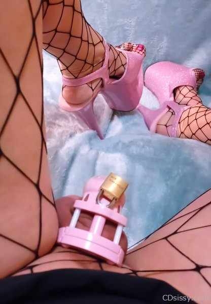 PinkHeelsChastity