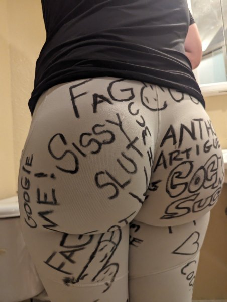 Sissy Toni exposed