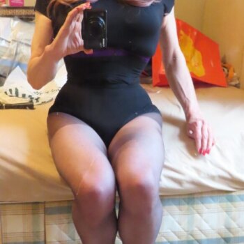 L ove Leotards