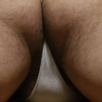 1000021536