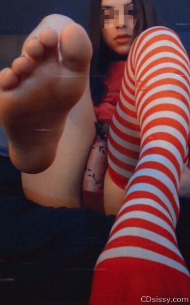 Kyliee feet